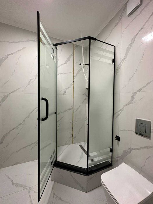 Душ кабины и лофт перегородки