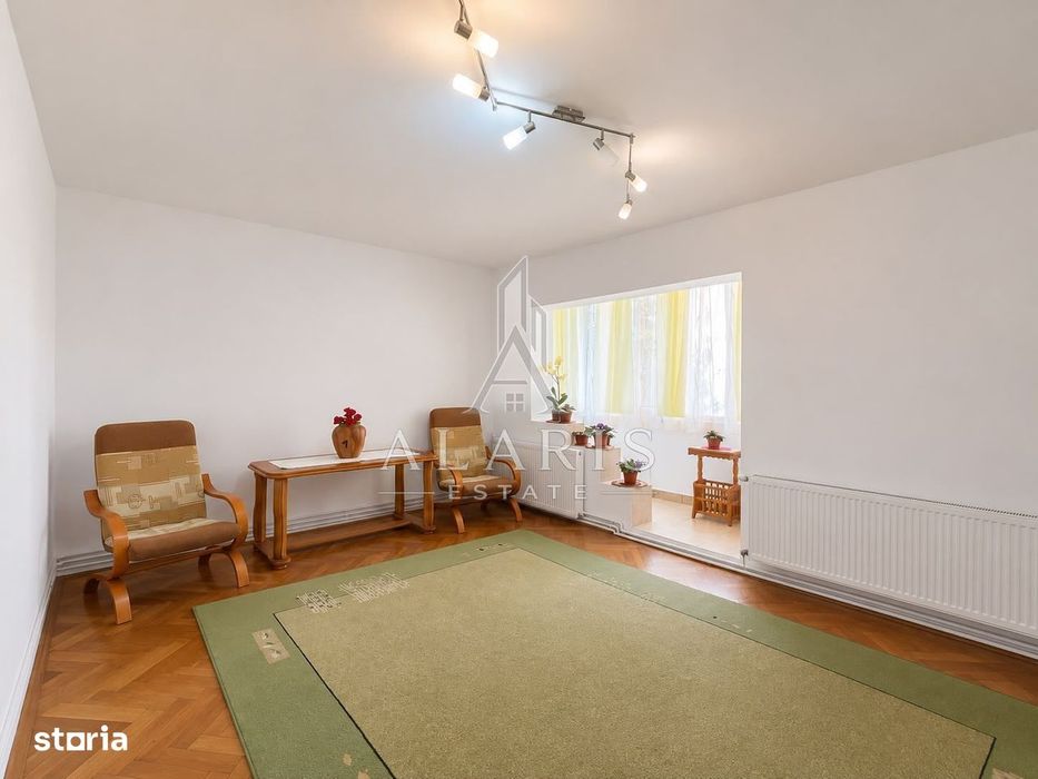 Apartament cu 4 camere, etaj intermediar, zona Bucovina