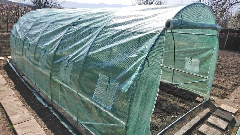 Оранжерии различни размери и резервни покривала Най-добри цени