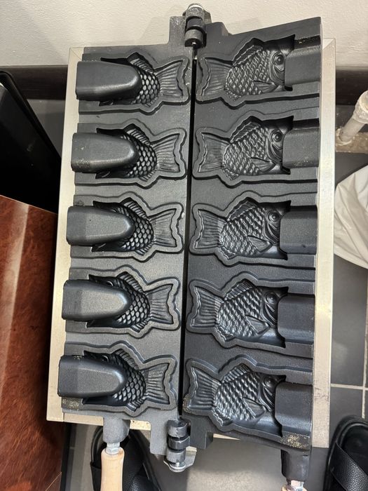 Продам вафельницу