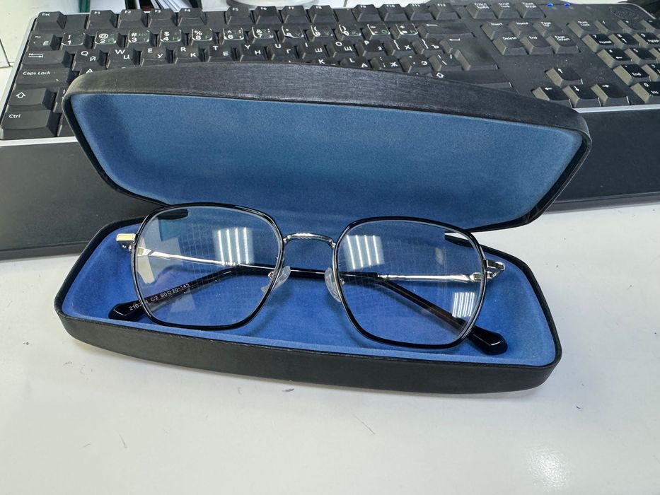 Защитные очки унисекс