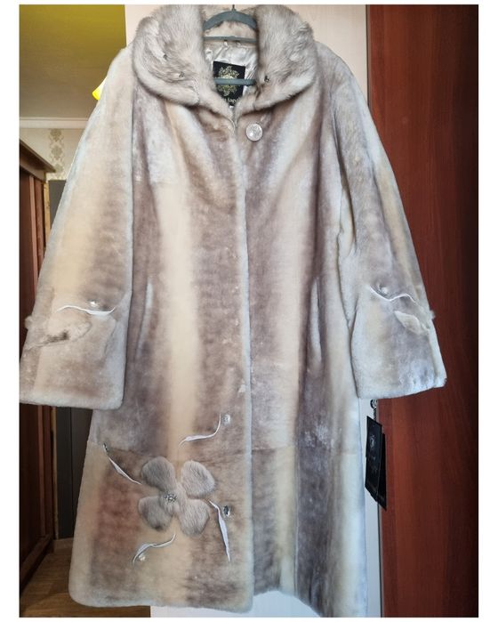Продам Шубу (новая)