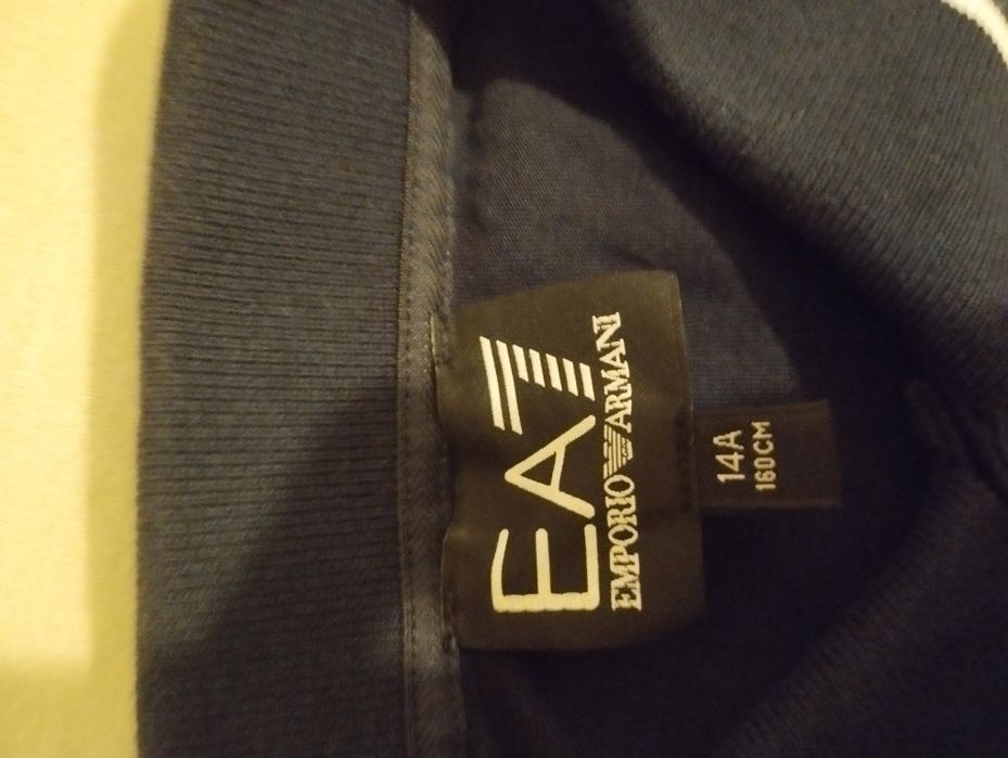 Оригинална тениска с яка на Emporio Armani