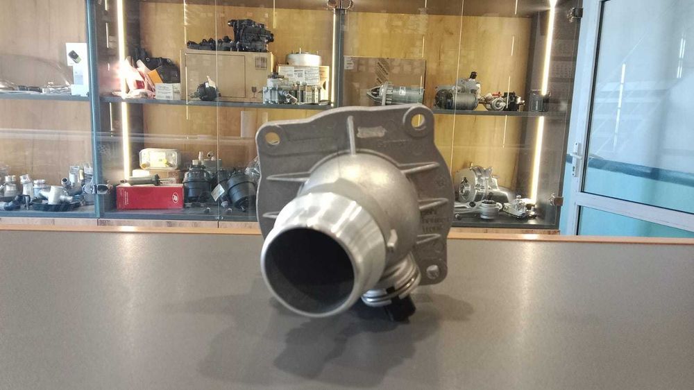 Термостат для двигателей M62.MAHLE