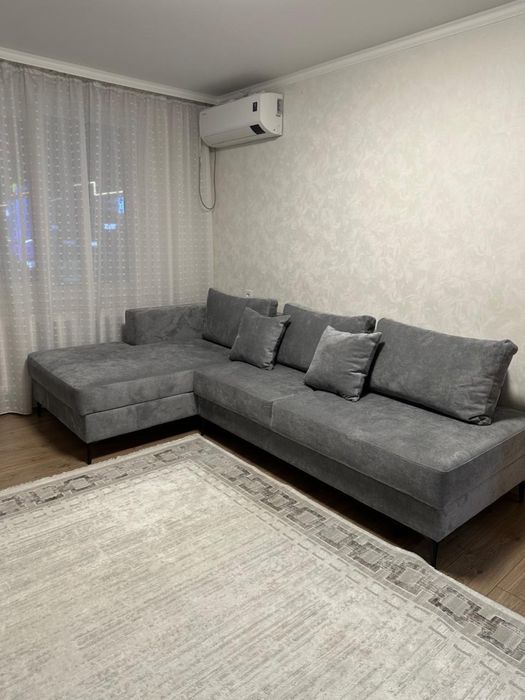 Продам ковер новый