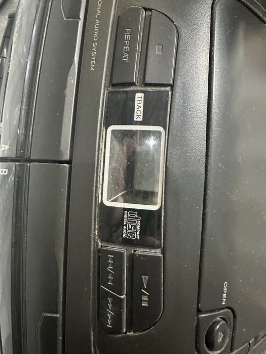 Продам магнитофон