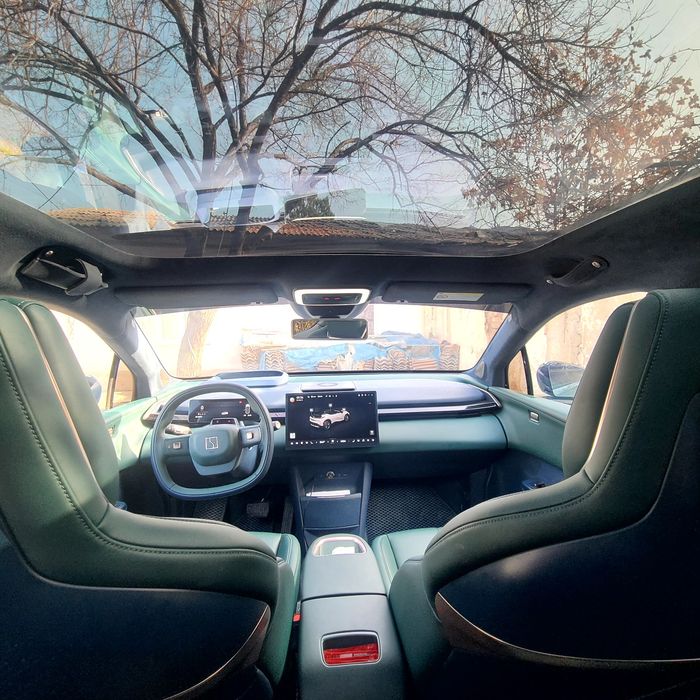 Zeekr х продам 2 маторный  машина зверь 430 лашадок  3.7 разгон 100 за