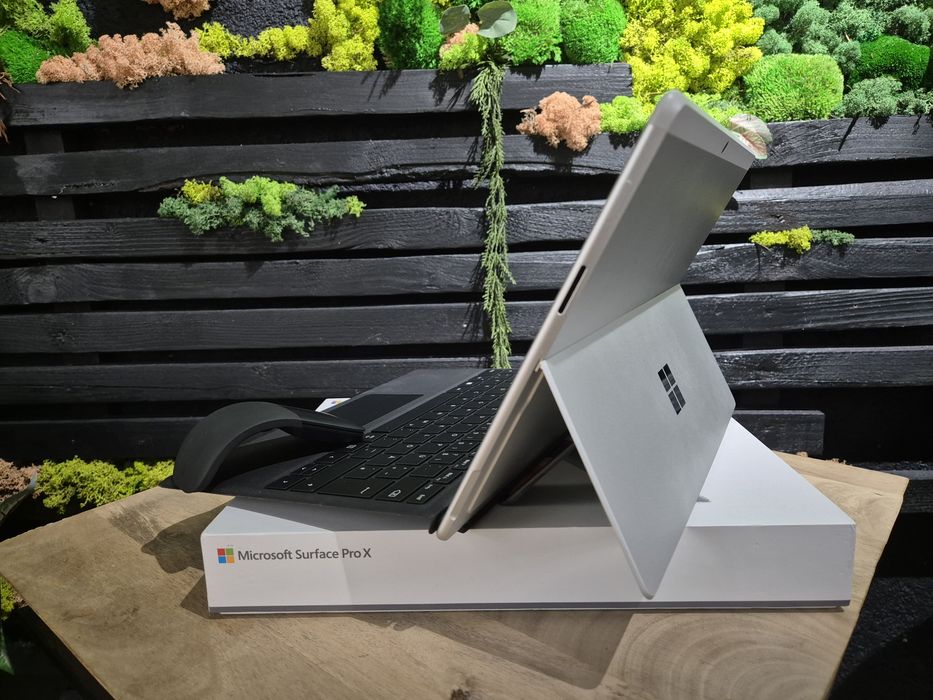 Tableta Microsoft Surface Pro X 512gb/16gb Platinum/Tastatura Microsoft/Mouse Microsoft/SIM Fizic/Fact+Garantie