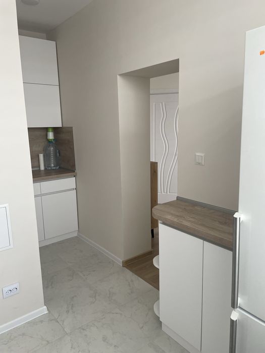 Дава се под наем Тристаен апартамент в Харманли - 80 кв.м за 306 € - Снимка #3