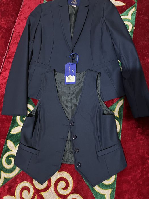 Костюм с жакетом для девочек