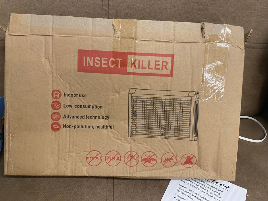 Лампа против комари, мухи и насекоми