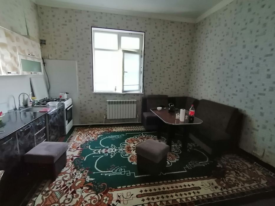 Ховли 4 хонали шароитлари билан адресс юкори чирчик бетонка аренда