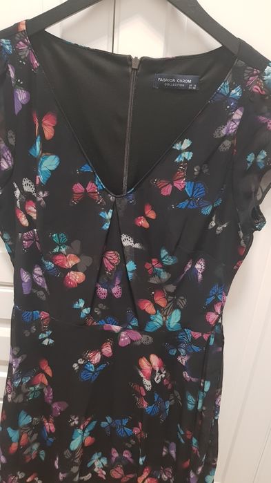 Rochie neagră cu fluturi,mărimea 36