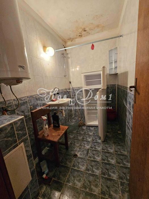 Продава се Двустаен апартамент в с. Левски, Област Варна - 70 кв.м за 2000 €/кв.м - Снимка #1