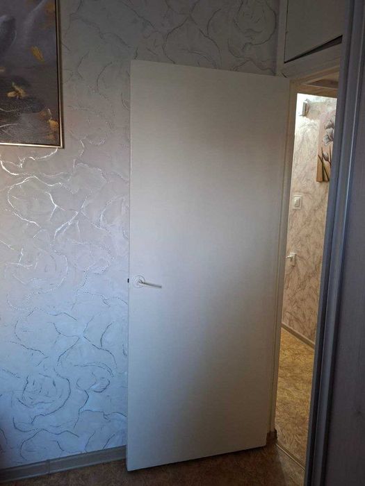 Продаются двери. Срочно
