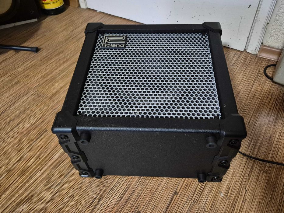 ROLAND CUBE-40XL - висок клас китарен усилвател Роланд кубе