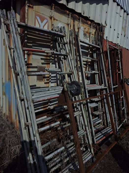 Леса стройтельный