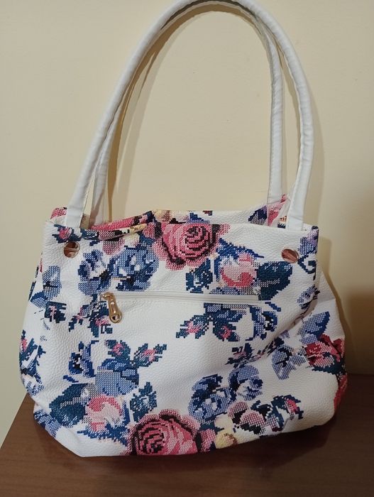 Ежедневна дамска чанта