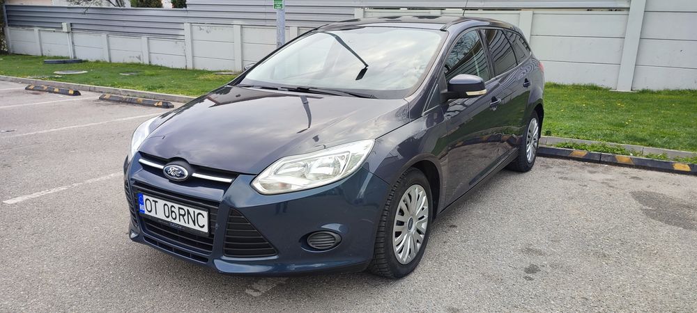 FORD Focus 2012 — imagine 39