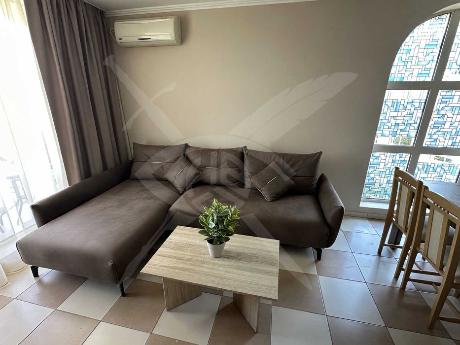 Продава се Двустаен апартамент в Созопол - 63 кв.м за 2200 €/кв.м - Снимка #2