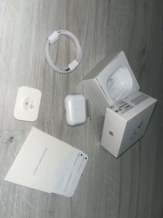Vând AirPod pro 2