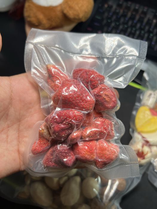 Optom qurt , quruq meva