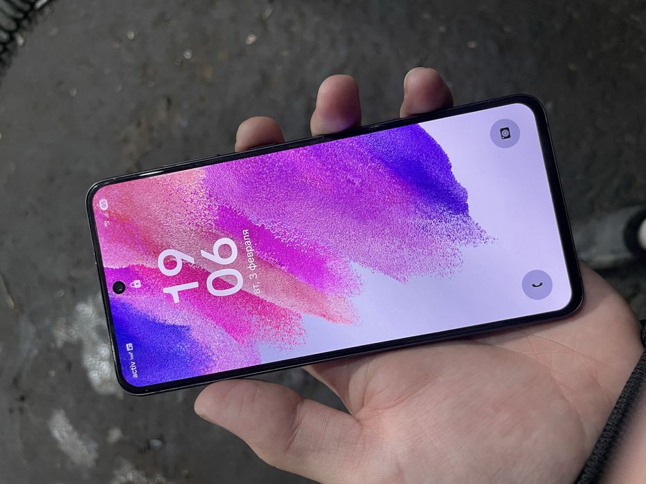 S21 FE 128ГБ в идеальном состоянии