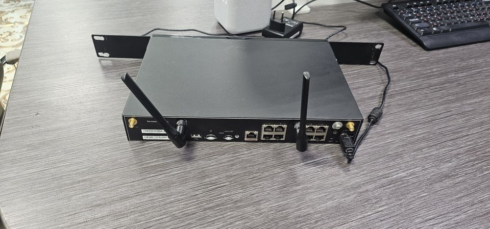 Продам межсетевой экран Huawei серии USG6000