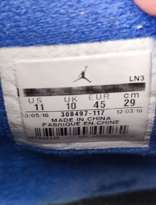 Air Jordan 4 barbati EU 45 originali