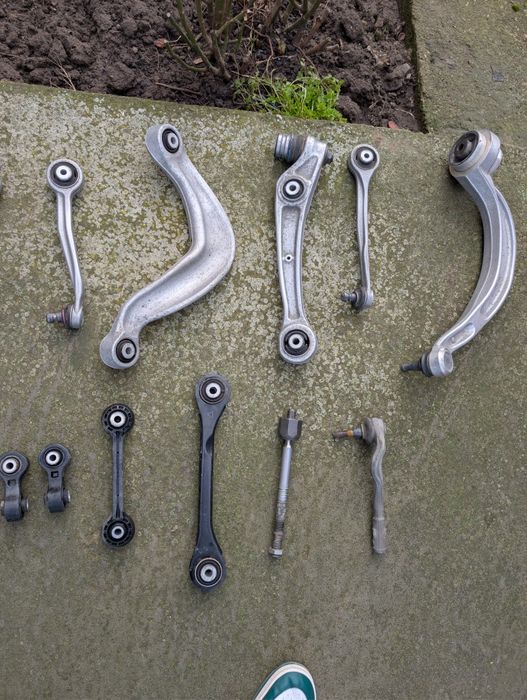 Vând Kit Brațe/ Set suspensie Față Spate AUDI A4 B8 / A5 / A6 C7 / Q5