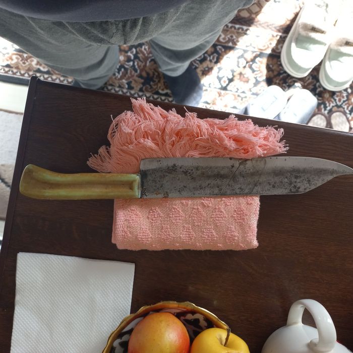 Нож кухонный для разрезки закуски