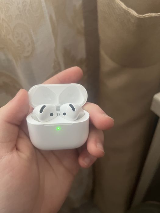 Airpods 4 оригинал