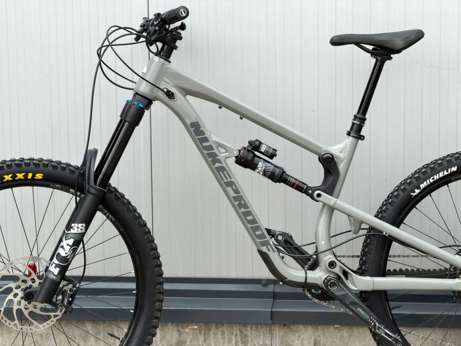 Планински ендуро велосипед Nukeproof mega 275 2021