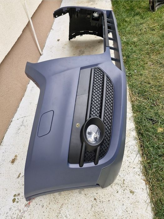 Bara fata Audi Q3 8U 2011-2014 NOUA AM