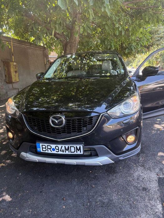 Mazda CX-5 2.2 Skyactiv-D 175 CP 4x4 Automată – Luxury + Navi – Full Option