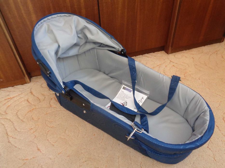 Чисто нов кош за куче/котка