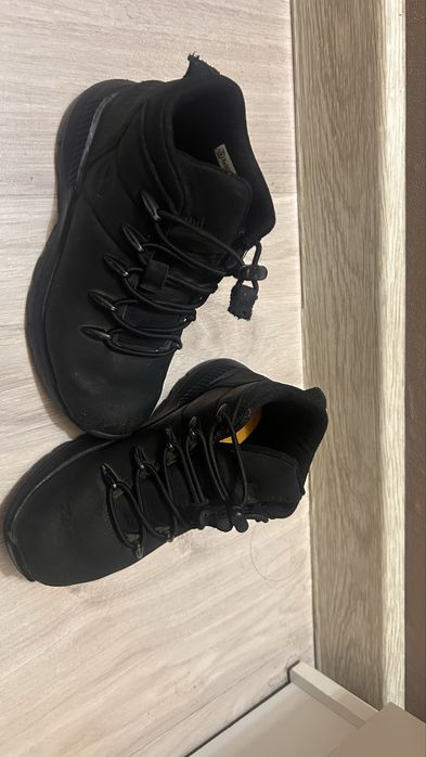 Продаю ботинки Timberland