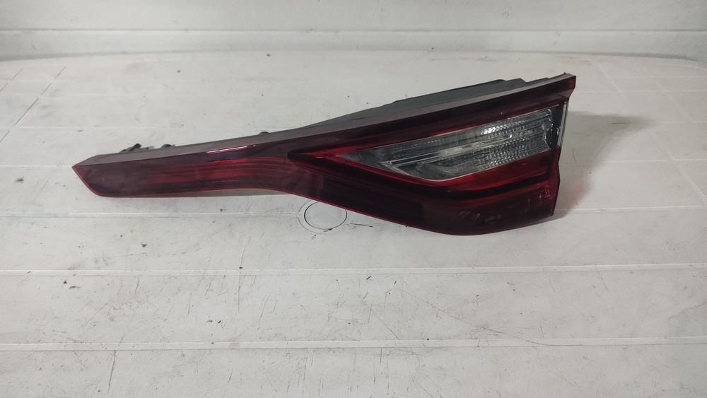Lampă/stop dreapta pe haion renault megane 4 hatchback cod 265506075R