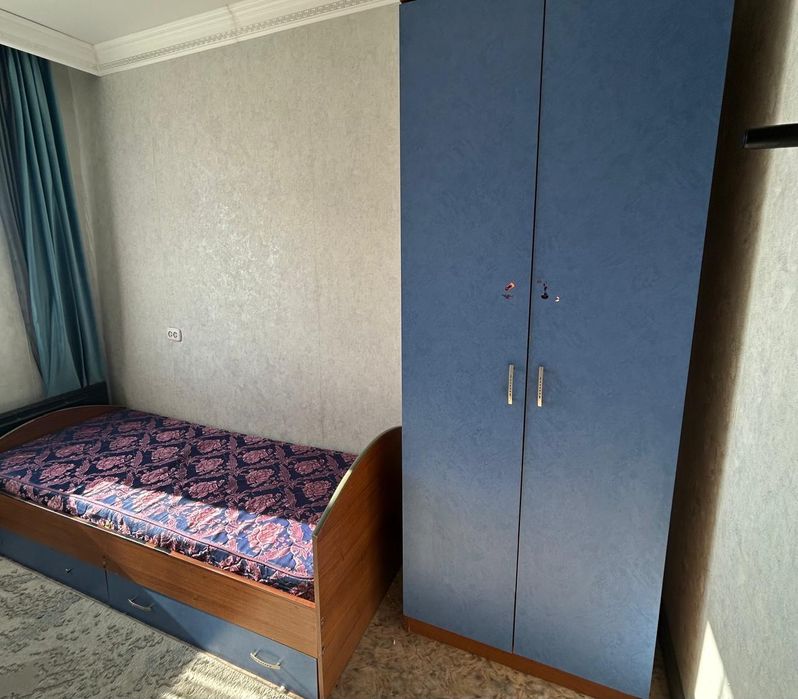Продам шкаф и кровать
