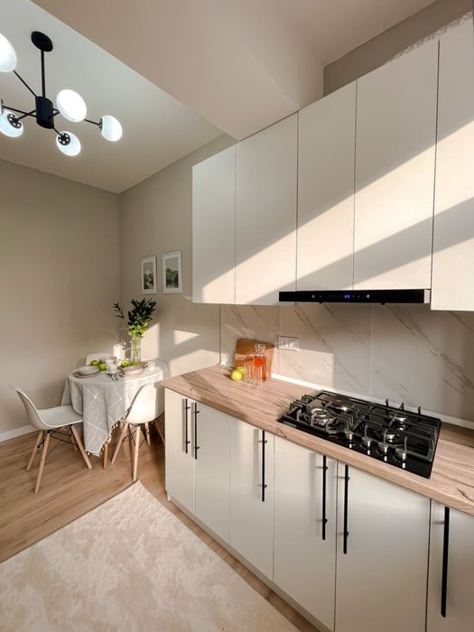 Yashnabod rayon.  Kadeshva Izzat kochasi Asia house 3/3/8 63m2