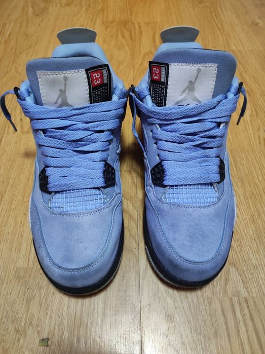 Jordan 4 University Blue