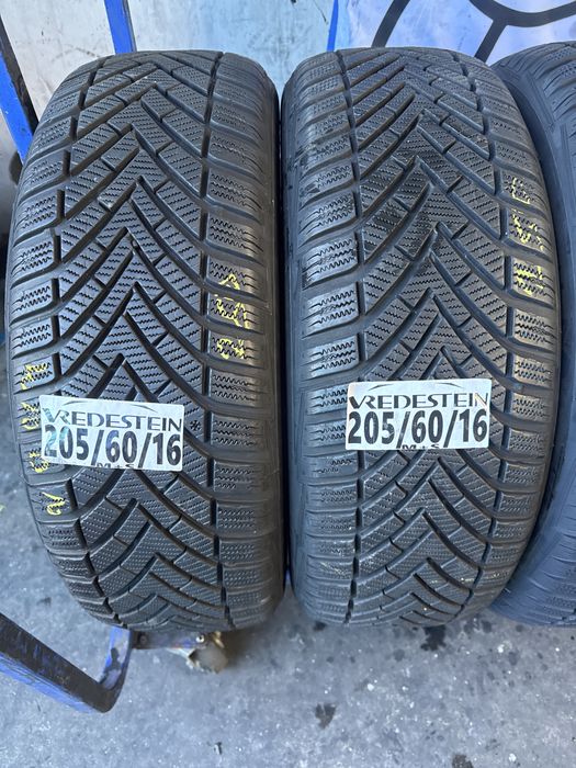 205/60/16 Vredestein M+S