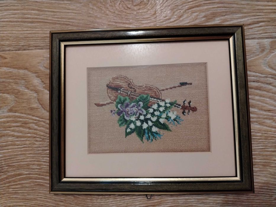 Tablou cusut cu rama 22.5x19cm