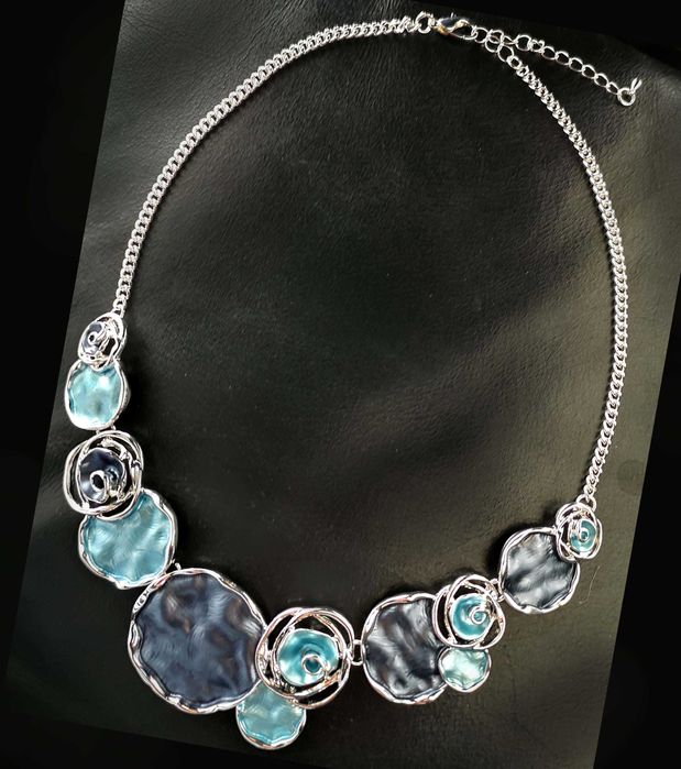 Прекрасно дамско колие