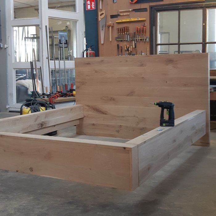 Спальня из массива