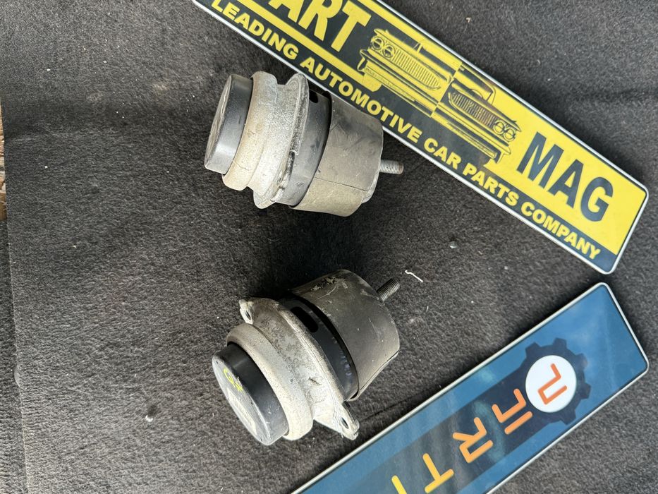 Тампон на мотора хидравличен Audi Q7 Ауди кю7 4L 7L8199131A ляв десен