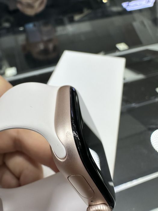 Apple iwatch 10/42 Rose Gold