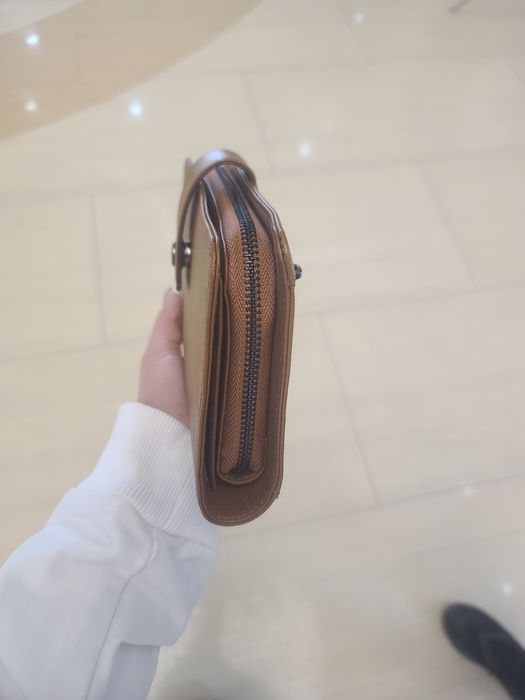 Продаётся мужской клатч- портмоне из натуральная кожа. Бренд Karya