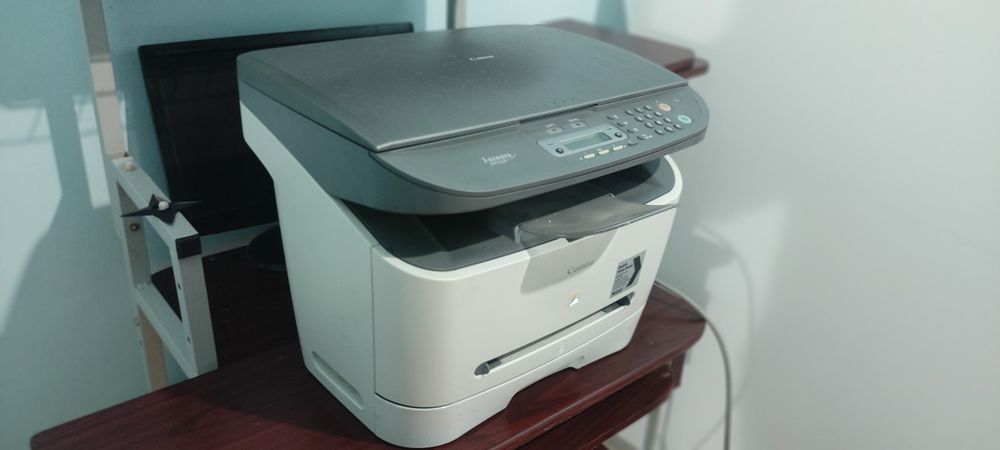 Продам МФУ Canon Laser Base 3228