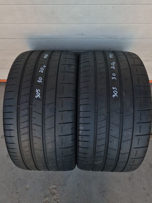 Летни гуми 2 броя PIRELLI Pzero 305 30 R20 дот 1123